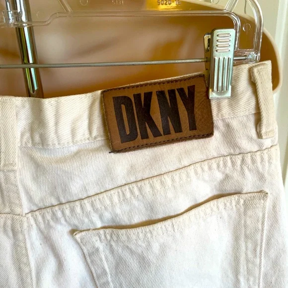 DKNY Men’s Off White Straight Legs Jeans 32 Mint - Picture 4 of 7